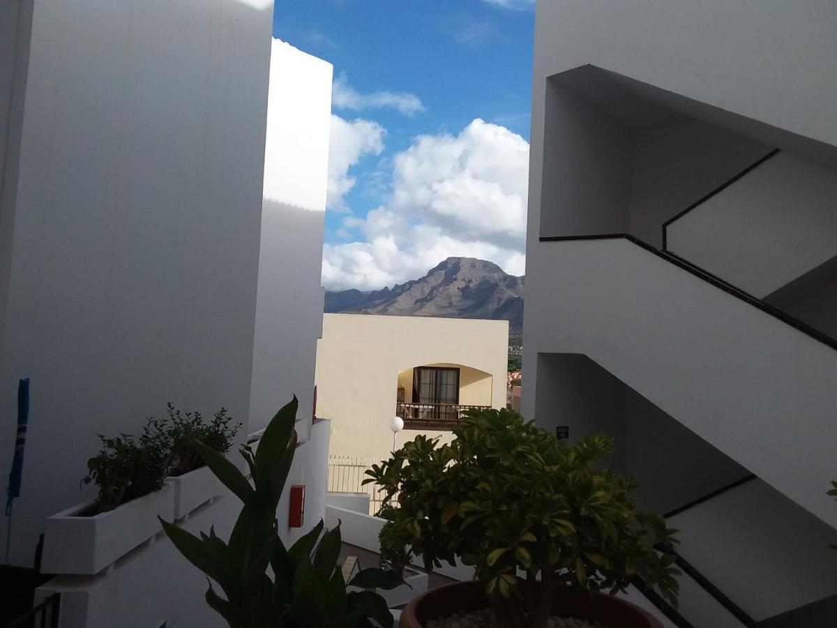 Beach 400Mtr, Top Of Mountain With Spectacular Surround View 200Mtr 로스크리스티아노스 외부 사진